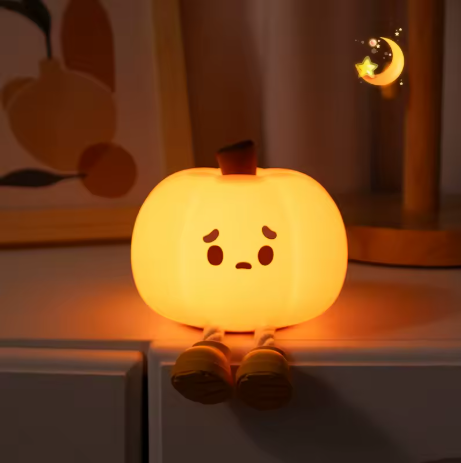 🎃 Petite Citrouille Veille – Veilleuse Halloween pour Bébé 🍁